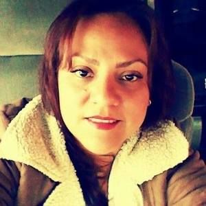 Meet your Posher, Gabriela